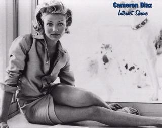Cameron Diaz feet photo thumbnail