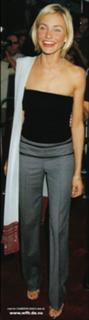 Cameron Diaz feet photo thumbnail