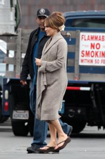 Jennifer Lopez feet photo thumbnail