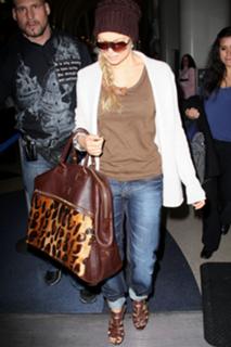 Fergie feet photo thumbnail