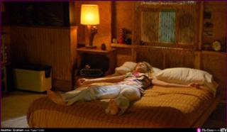 Heather Graham feet photo thumbnail
