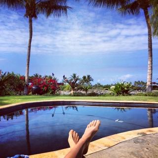 Behati Prinsloo feet photo thumbnail