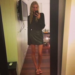 Elsa Hosk feet photo thumbnail