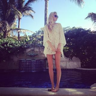 Elsa Hosk feet photo thumbnail