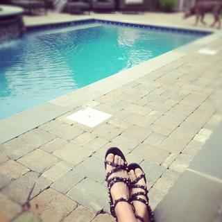 Elsa Hosk feet photo thumbnail