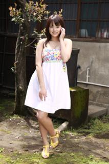 Ai Shinozaki feet photo thumbnail