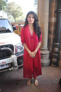 Jacqueline Fernandez feet photo thumbnail