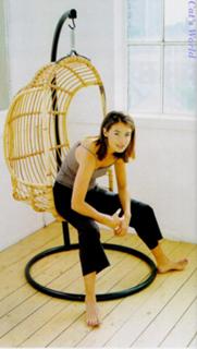 Cat Deeley feet photo thumbnail