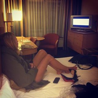 Doutzen Kroes feet photo thumbnail