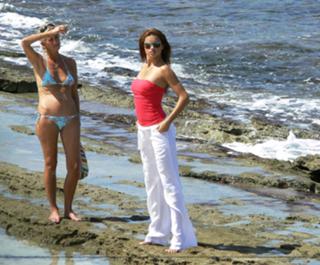 Adriana Lima feet photo thumbnail