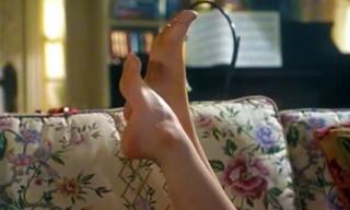 Claire Danes feet photo thumbnail