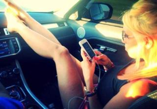 Wanda Nara feet photo thumbnail
