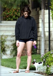 Ashley Greene feet photo thumbnail