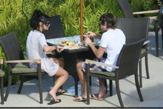 Vanessa Hudgens feet photo thumbnail