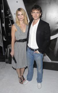 Claire Danes feet photo thumbnail
