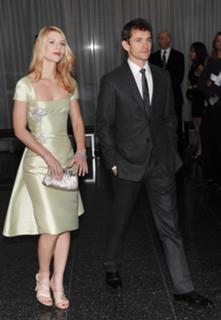 Claire Danes feet photo thumbnail