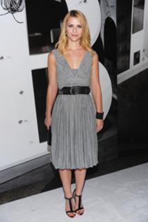 Claire Danes feet photo thumbnail