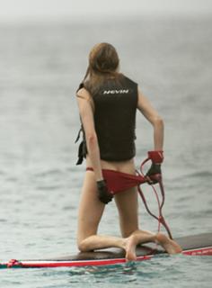 Cara Delevingne feet photo thumbnail