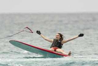 Cara Delevingne feet photo thumbnail