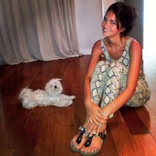 Zaira Nara feet photo thumbnail