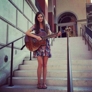Tiffany Alvord feet photo thumbnail