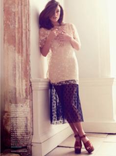 Keira Knightley feet photo thumbnail