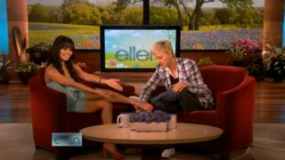 Vanessa Hudgens feet photo thumbnail