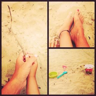 Paula Echevarría feet photo thumbnail