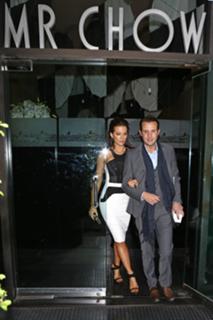Kate Beckinsale feet photo thumbnail