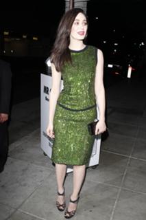 Emmy Rossum feet photo thumbnail