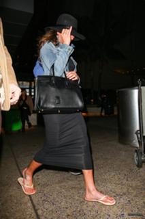 Lea Michele feet photo thumbnail