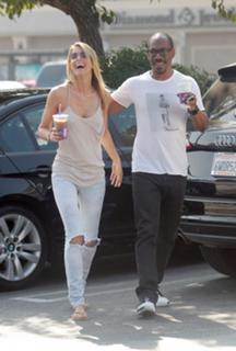 Paige Butcher feet photo thumbnail