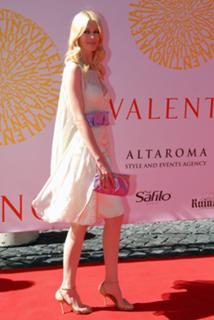 Claudia Schiffer feet photo thumbnail