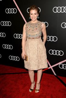 Alyssa Milano feet photo thumbnail
