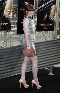 Bryce Dallas Howard feet photo thumbnail