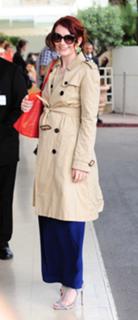 Bryce Dallas Howard feet photo thumbnail