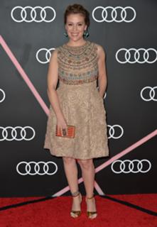 Alyssa Milano feet photo thumbnail