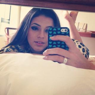 Bruna Marquezine feet photo thumbnail