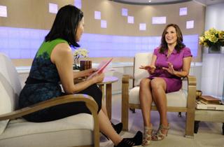 Mariska Hargitay feet photo thumbnail