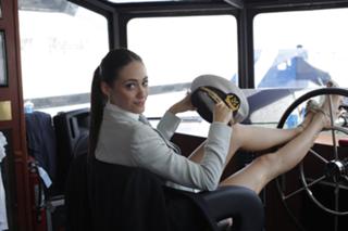 Emmy Rossum feet photo thumbnail