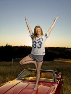 Connie Britton feet photo thumbnail