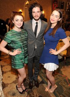 Emilia Clarke feet photo thumbnail
