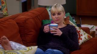 Anna Faris feet photo thumbnail