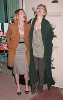 Christina Applegate feet photo thumbnail