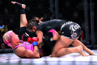 Michelle Waterson feet photo thumbnail