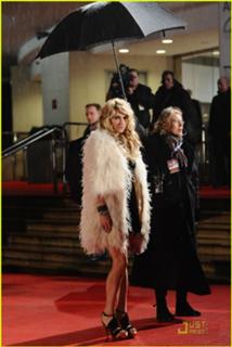 Kesha feet photo thumbnail