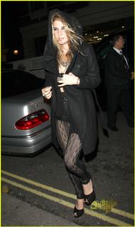 Kesha feet photo thumbnail