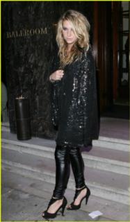 Kesha feet photo thumbnail