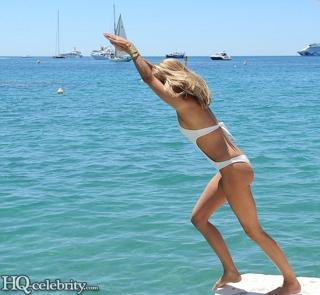 Kimberley Garner feet photo thumbnail