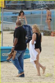 Kesha feet photo thumbnail